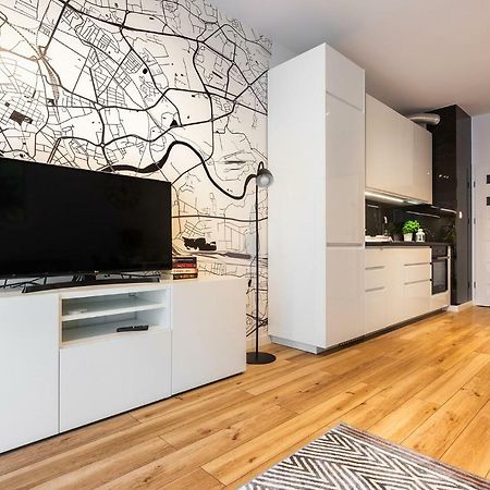 Novum Apartment With Parking Krasków Eksteriør bilde